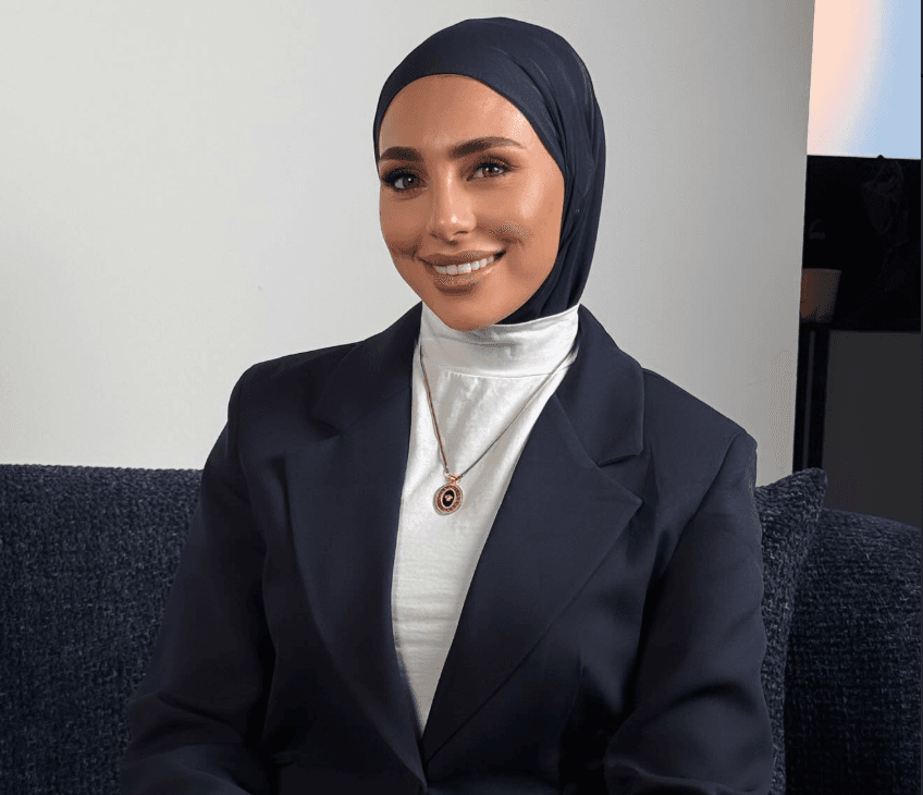 سارة ريان - المعلمة المسؤولة